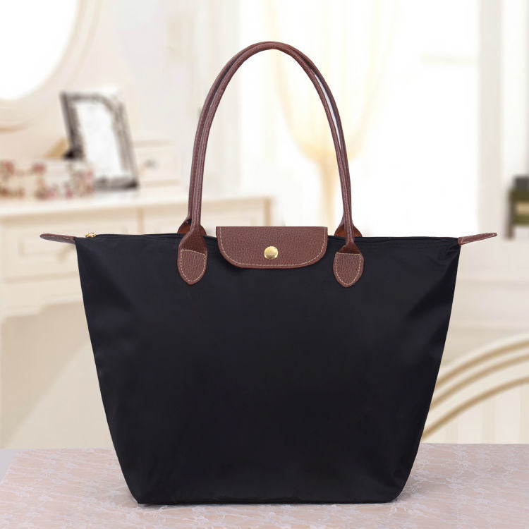 Women’s Shoulder Bag – Stylish, Spacious & Everyday-Ready